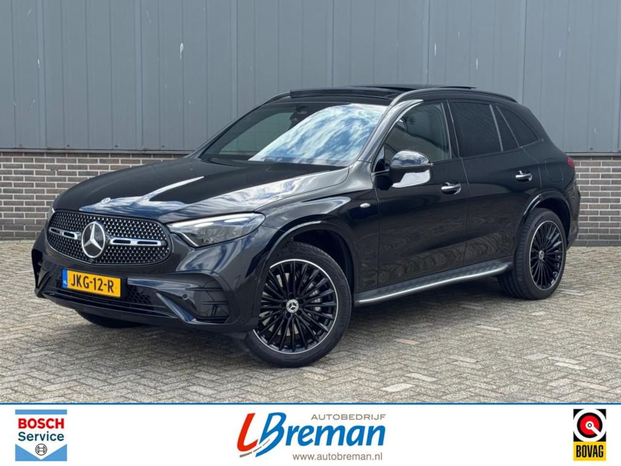 Mercedes-Benz GLC-klasse - 300E 4MATIC AMG  Premium Plus Burmester Head Up Display Trekhaak - AutoWereld.nl