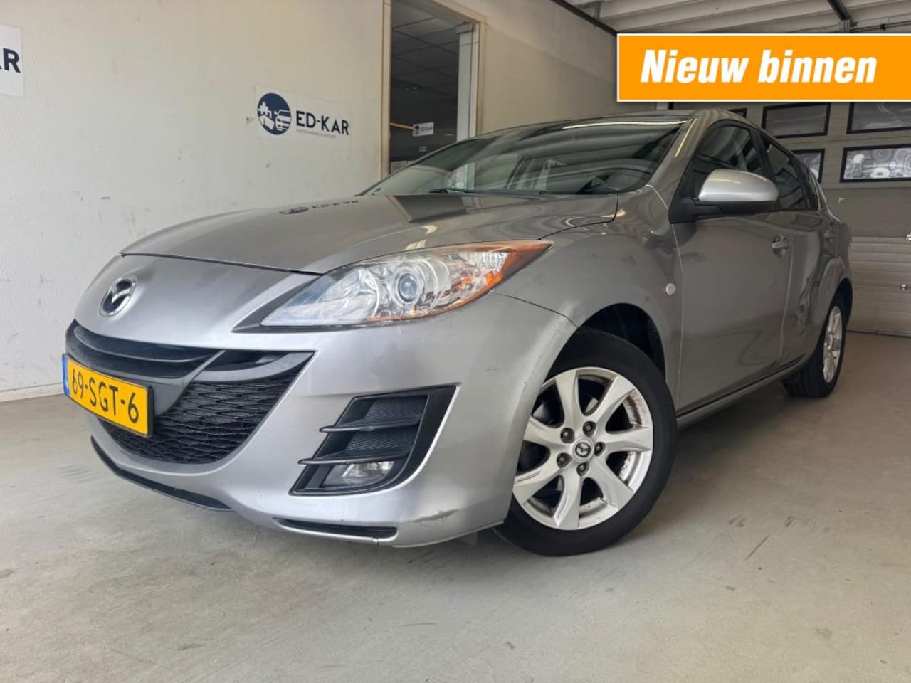 Mazda 3 - 1.6 S CLIMA LMV RIJDT HEEL GOED NAP APK 4-2027 - AutoWereld.nl