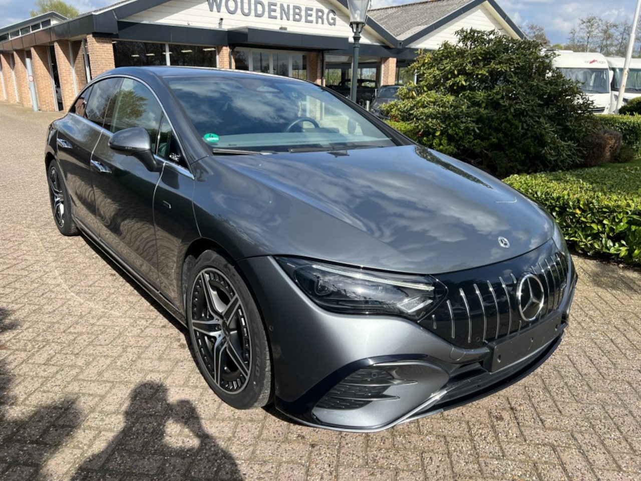 Mercedes-Benz EQE - EQE 43 AMG 4-Matic, Airmatic, Trekhaak - AutoWereld.nl