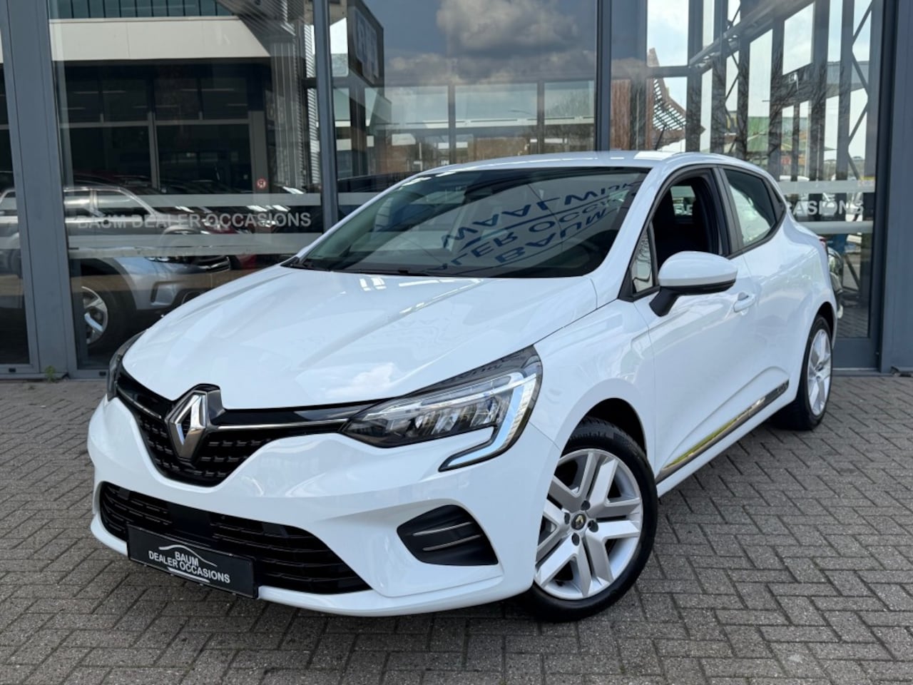 Renault Clio - 1.0 TCE NAVI AIRCO CRUISE CONTROL - AutoWereld.nl
