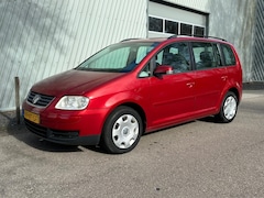 Volkswagen Touran - 1.6-16V FSI Trendl