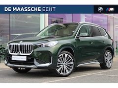 BMW X1 - sDrive20i High Executive xLine Automaat / Trekhaak / Panoramadak / Sportstoelen / Adaptiev