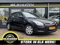 Hyundai i30 - 1.4i Active Cool met Airco Dealer Onderhouden Nap