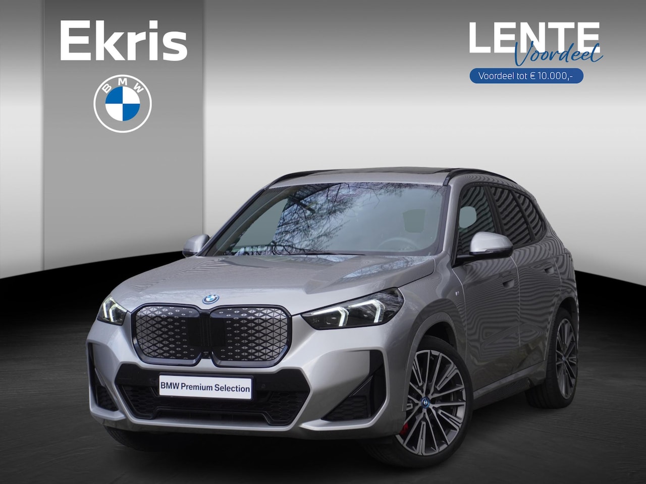 BMW iX1 - eDrive20 M Sportpakket Pro | Comfort Pack | 20 inch Multispaak (Styling 869) | Glazen pano - AutoWereld.nl