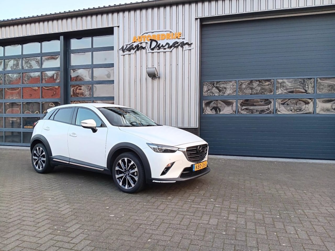 Mazda CX-3 - 2.0 Skyactiv  GT-M 120PK  Cruise/Clima Navi AUR-Camera  PDC v+a  Head Up  18' - AutoWereld.nl