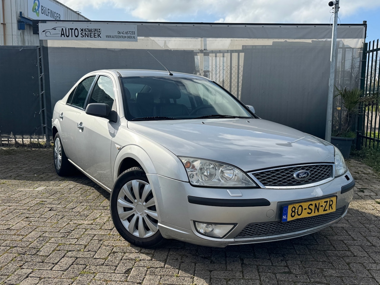 Ford Mondeo - 2.0-16V Platinum AUT-Clima-Cruise-APK 05-27 - AutoWereld.nl