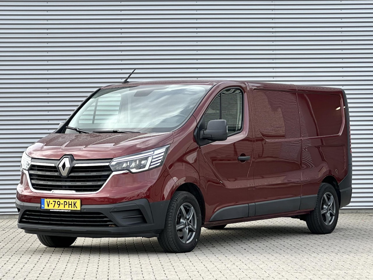 Renault Trafic - 2.0 150 PK T30 L2 Automaat Navi|Cruise|Camera - AutoWereld.nl