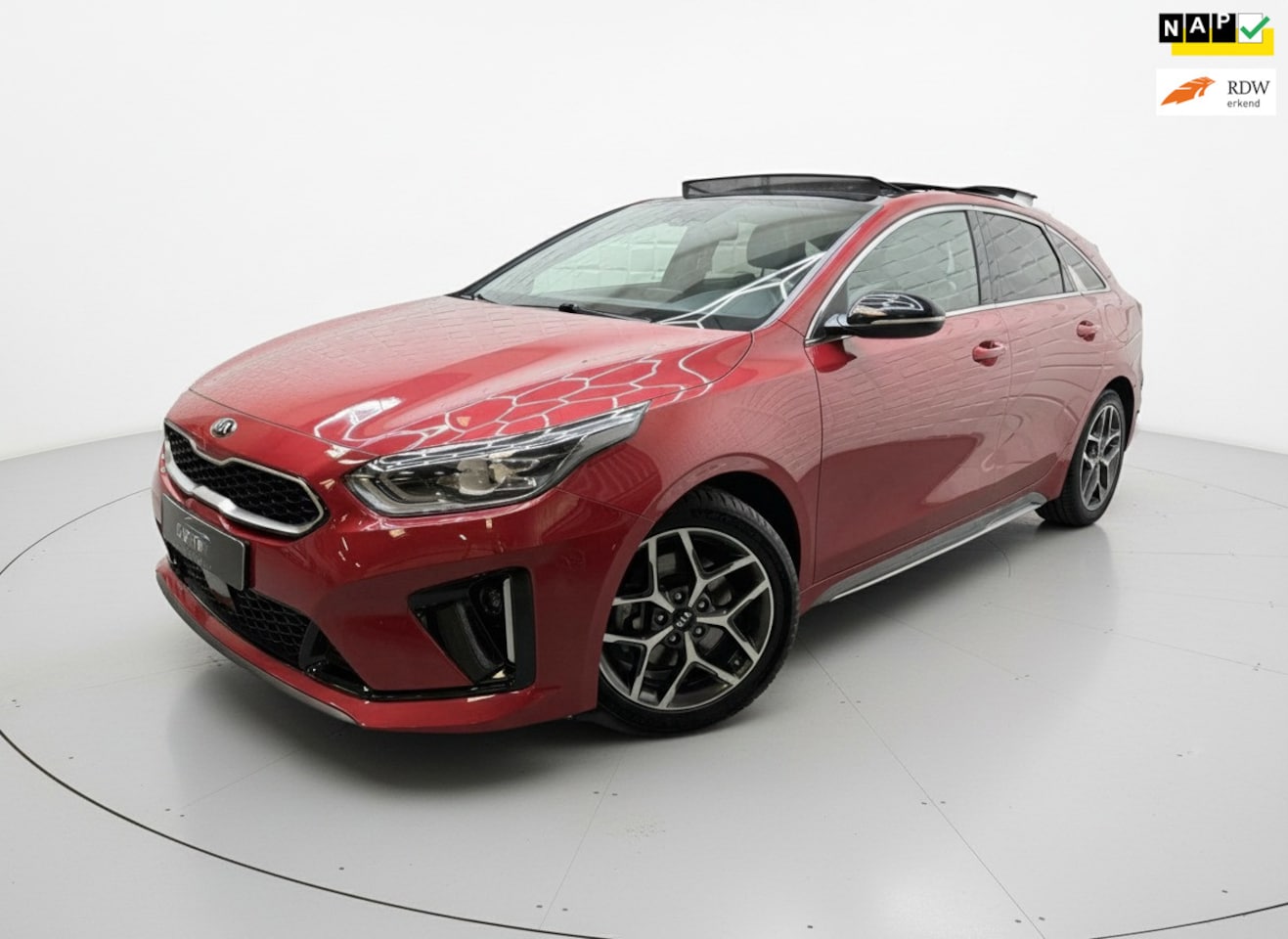 Kia Pro cee'd - 1.0 T-GDI GT-Line PANO LEER CAMERA STOELVERW - AutoWereld.nl