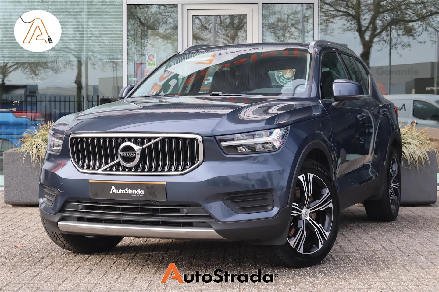 Volvo XC40 - T4 Inscription Expression 211pk | ACC | LED | Camera | Navigatie | Climate | Carplay | Vir - AutoWereld.nl