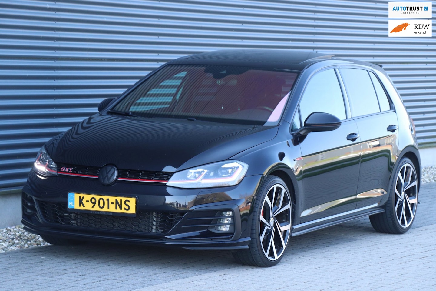 Volkswagen Golf - 2.0 TSI GTI Performance | PANO / DYNAUDIO / VOL! - AutoWereld.nl