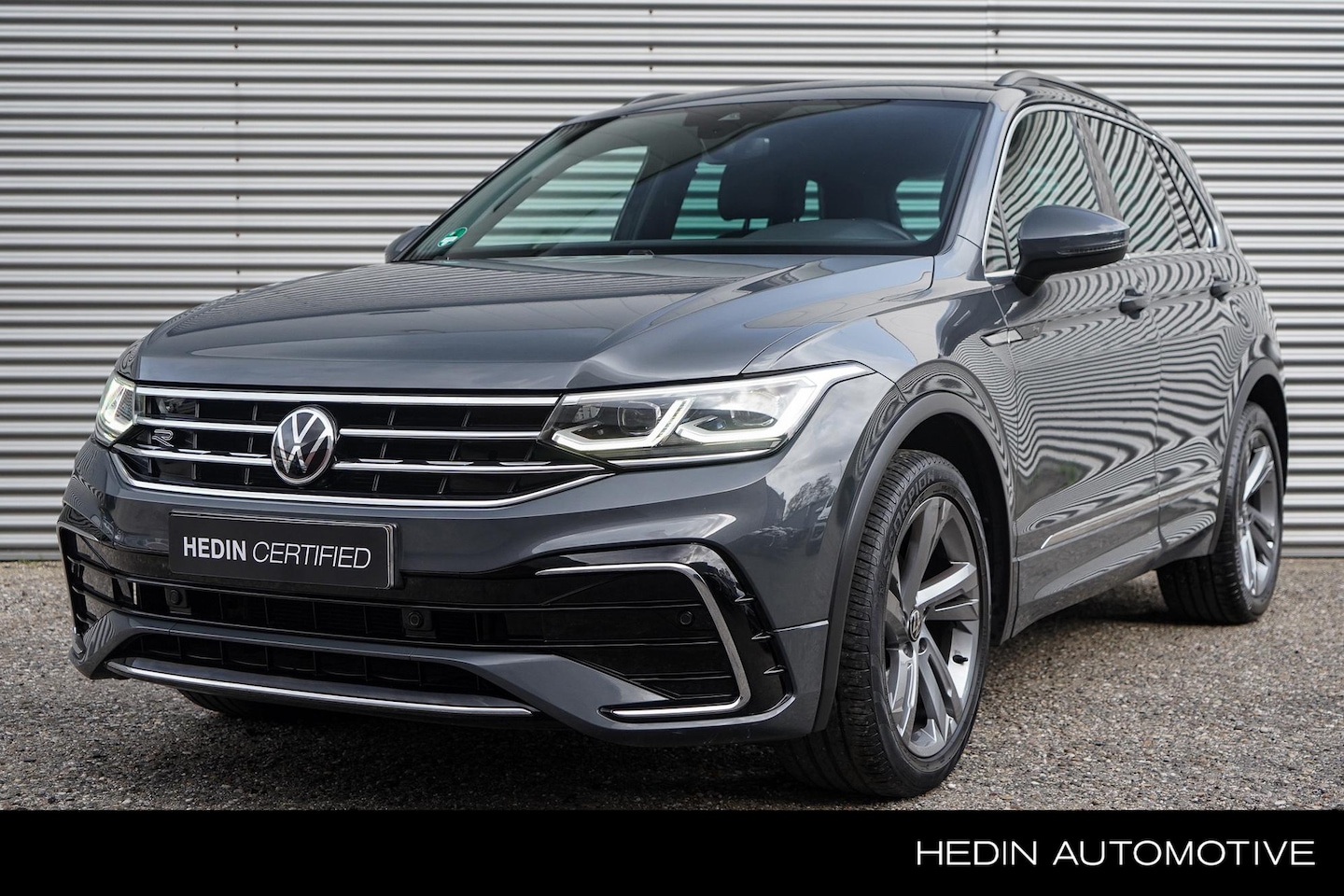 Volkswagen Tiguan - 1.5 TSI R-Line Nederlandse Auto / Eerste eigenaar / Adaptieve Cruise Control / Volledig Di - AutoWereld.nl