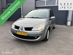 Renault Scénic - 1.6-16V Business Line