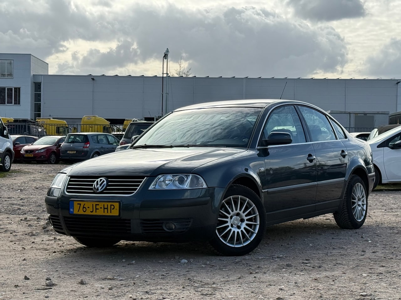 Volkswagen Passat - 1.8 Turbo Comfortline/ VOLLEDIG ONDERHOUDEN - AutoWereld.nl
