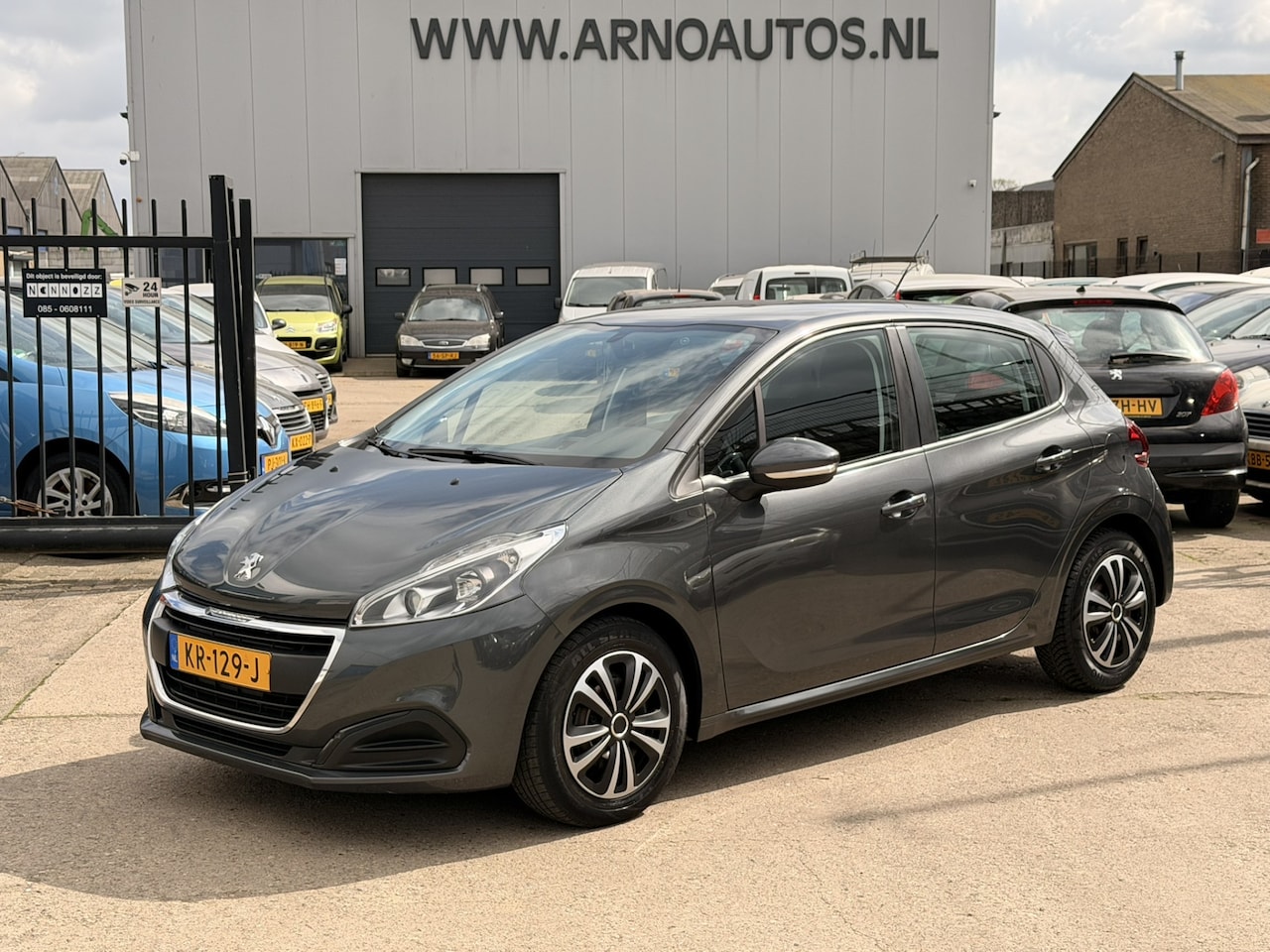 Peugeot 208 - 1.2 AUTOMAAT PureTech Active, 68.284 KM NAP, NIEUWE DISTRIBUTIESET, AIRCO, CRUISE CONTROL, - AutoWereld.nl
