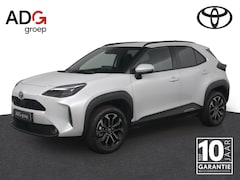 Toyota Yaris Cross - 1.5 Hybrid 130 Dynamic | Stuur en stoel verwarming | Parkeer sensoren | Navigatie |