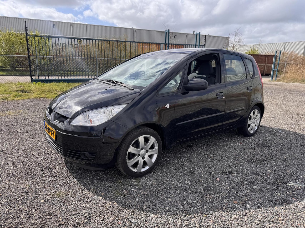 Mitsubishi Colt - 1.3 Invite - Airco – Trekhaak – Goed onderhouden! - AutoWereld.nl