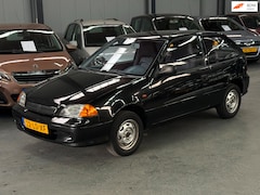 Suzuki Swift - 1.3-16V Summum Nieuwe APK