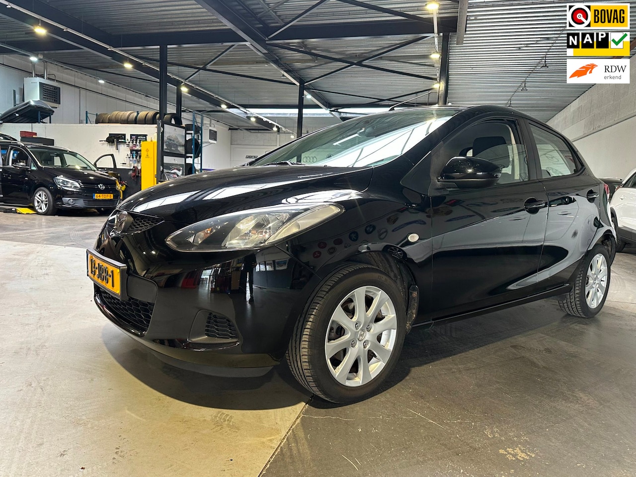 Mazda 2 - 1.3 TS/Dealer onderhouden/1e eigenaar/Apk nw bij aflevering - AutoWereld.nl