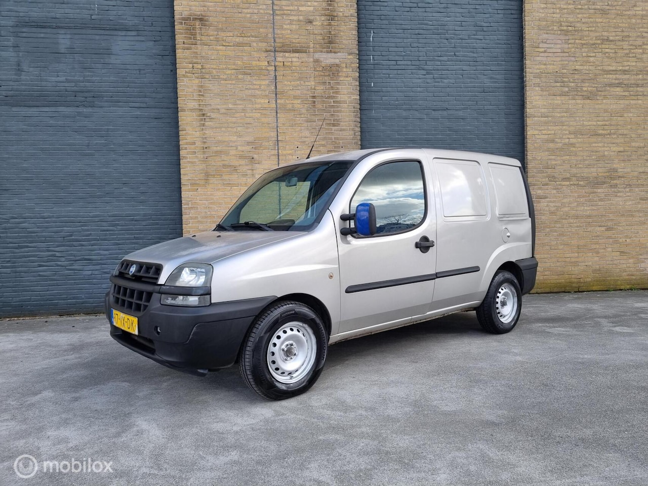 Fiat Doblò Cargo - 1.2 Dynamic/benzine/Grijs kenteken - AutoWereld.nl