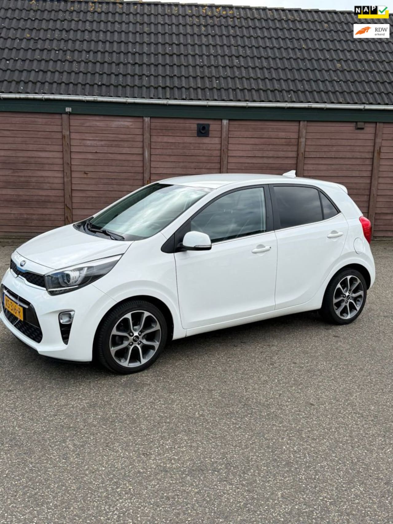 Kia Picanto - 1.0 MPi| Design edition| CarPlay | Camera - AutoWereld.nl