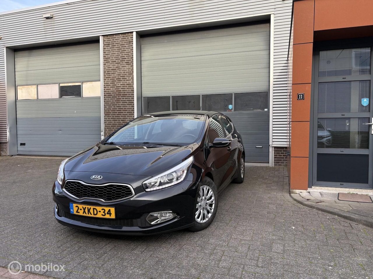 Kia Cee'd - 1.6 GDI BusinessLine 1.6 GDI BusinessLine - AutoWereld.nl
