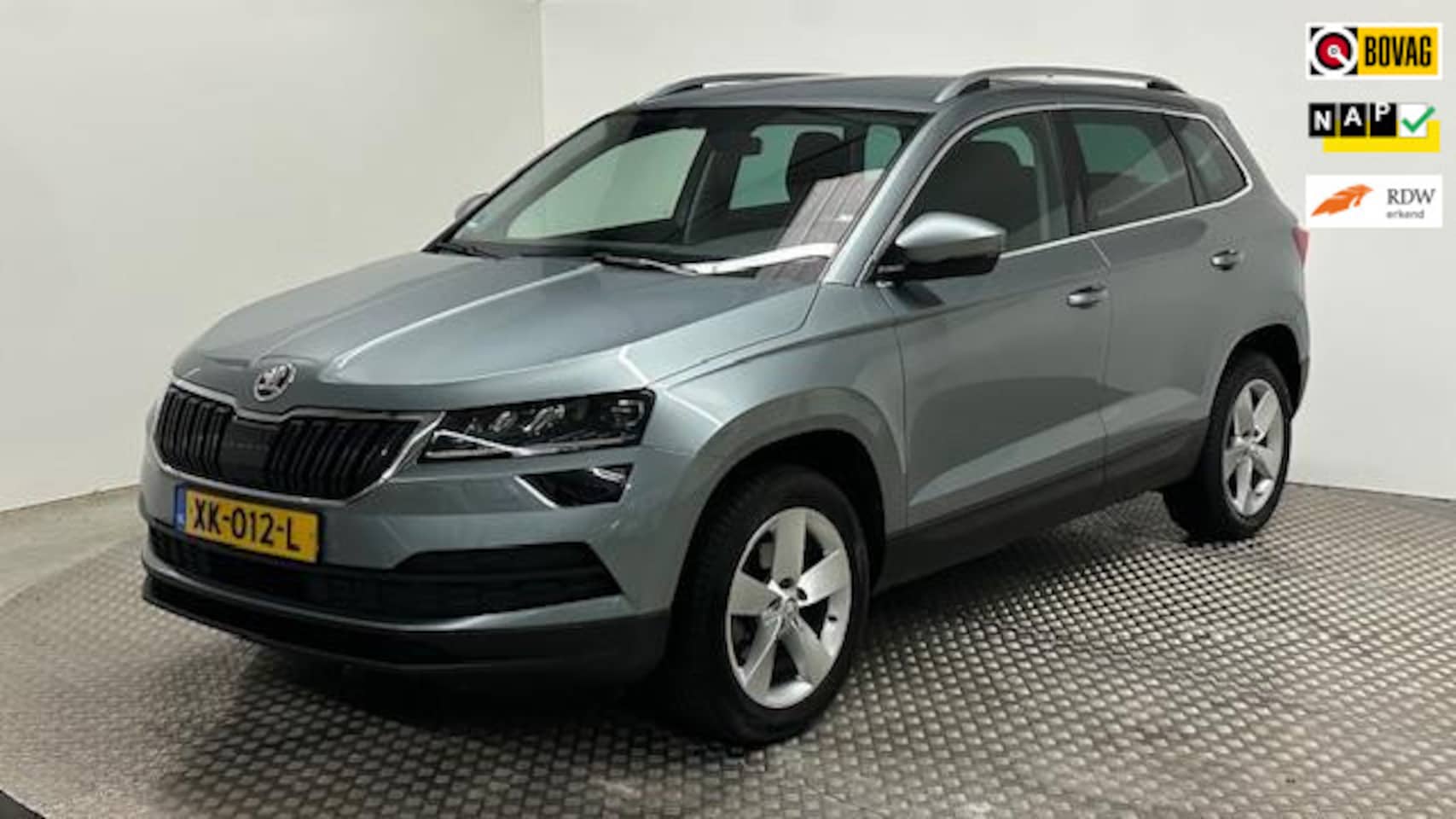 Skoda Karoq - 1.5 TSI ACT Style Business automaat benzine navigatie cruisecontrole parkeersensoren stoel - AutoWereld.nl