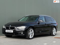 BMW 3-serie Touring - 318i Centennial High Executive Automaat | Leder | Navi | Dealer onderhouden