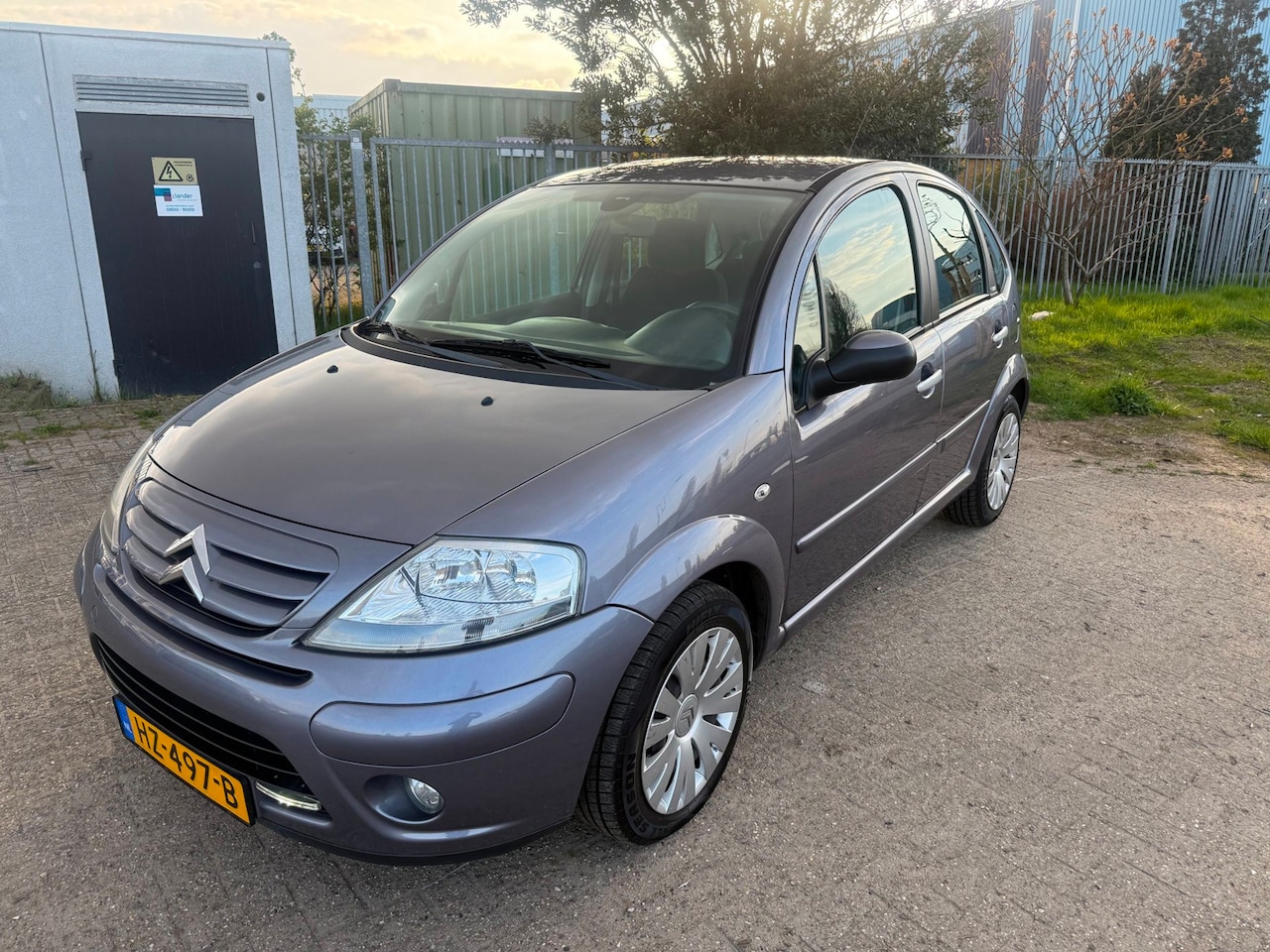 Citroën C3 - 1.4i Ligne Prestige | Clima| Cruise| Nwe APK - AutoWereld.nl