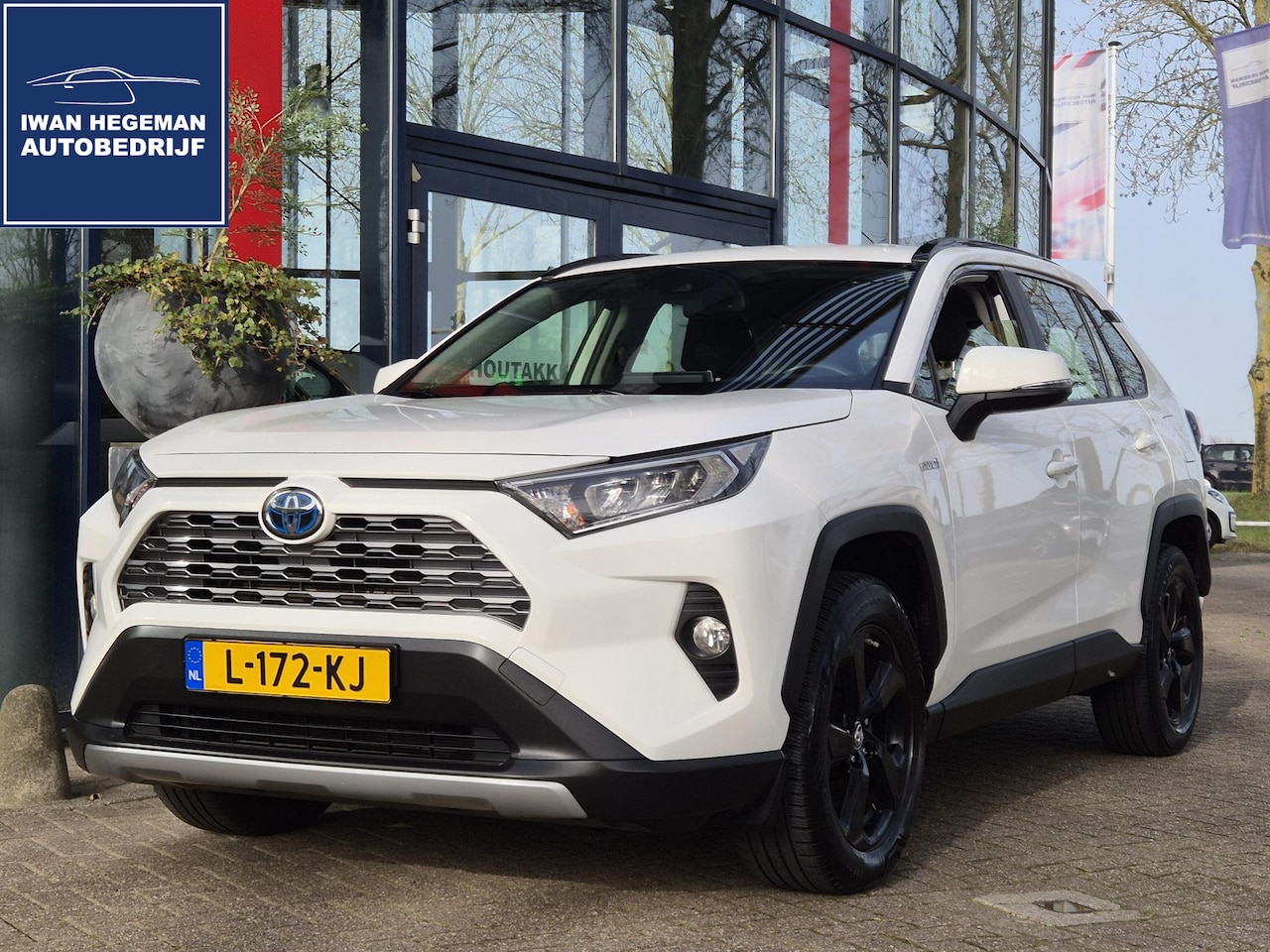Toyota RAV4 - 2.5 Hybrid AWD | 1.650 KG Trekgewicht! | Afn. Trekhaak | Climate Control | Cruise Control - AutoWereld.nl