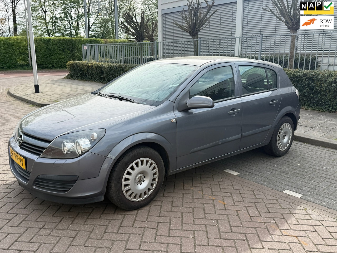 Opel Astra - 1.6 AUTOMAAT | AIRCO | CRUISE | TREKHAAK | NAP | - AutoWereld.nl