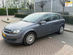Opel Astra - 1.6 AUTOMAAT | AIRCO | CRUISE | TREKHAAK | NAP |