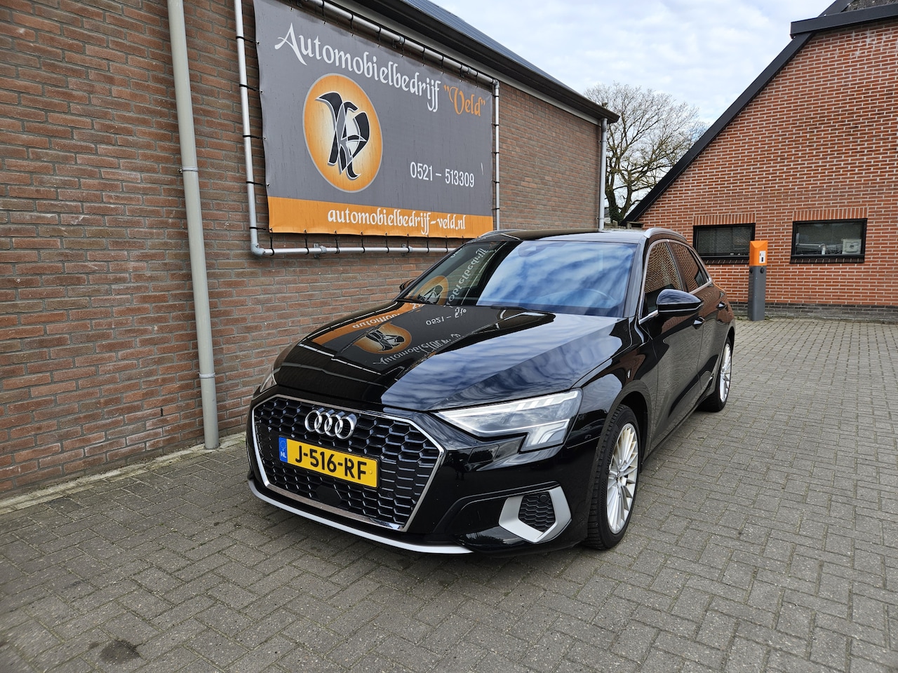 Audi A3 Sportback - 35 TFSI Business edition 35 TFSI Business edition - AutoWereld.nl