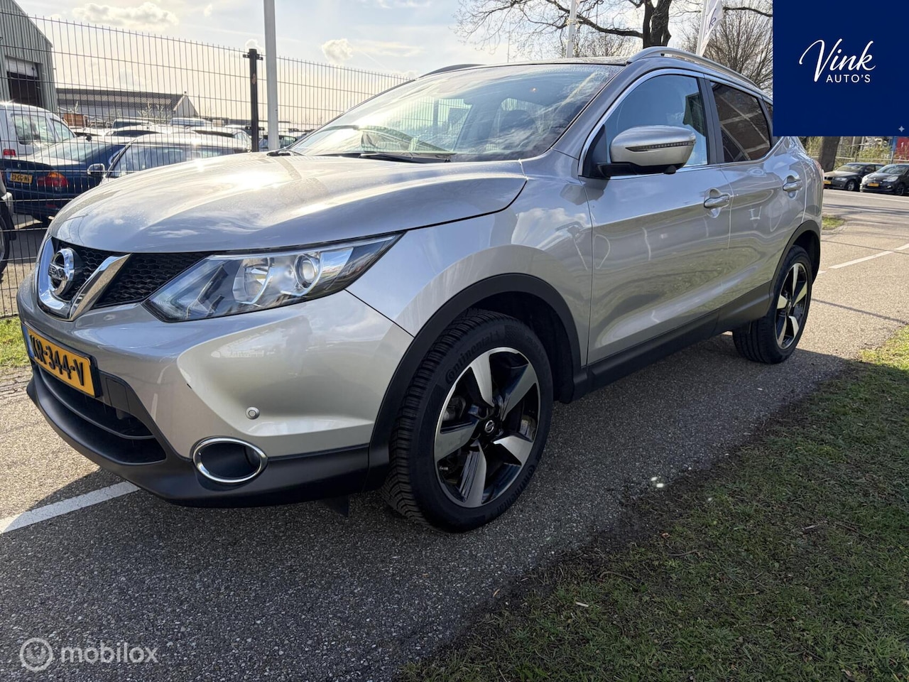 Nissan Qashqai - 1.2 Tekna 17" | Automaat | Panoramadak | Achteruitrijcamera | - AutoWereld.nl