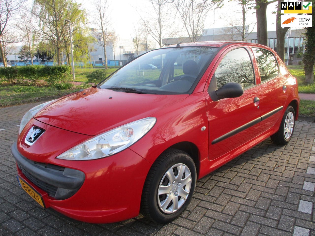 Peugeot 206 - 1.1 XR 1.1 XR 5-deurs - AutoWereld.nl