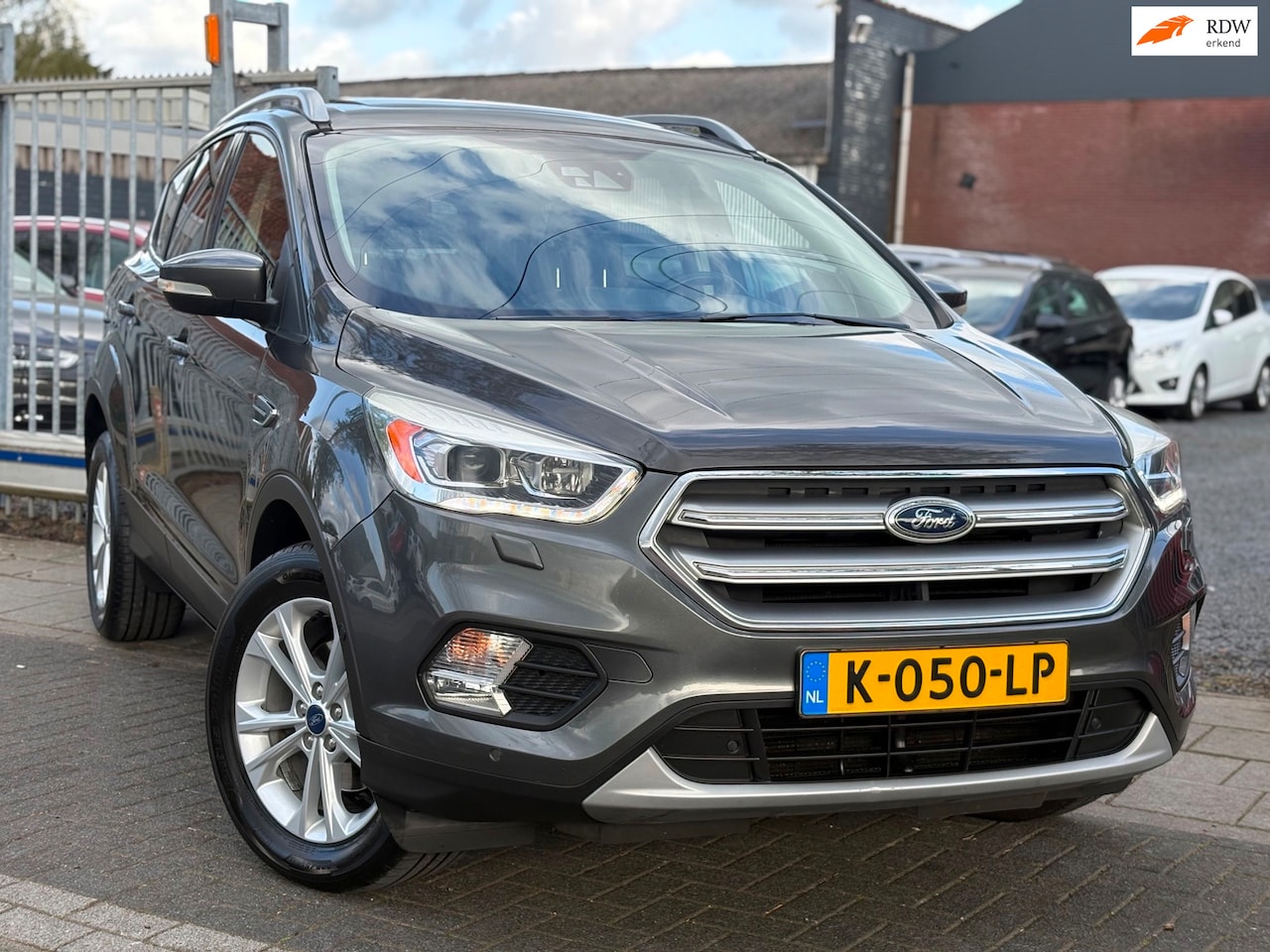 Ford Kuga - 1.5 EcoBoost Titanium | Panoramadak | A.Camera | Half Leder | 17” LMV | - AutoWereld.nl