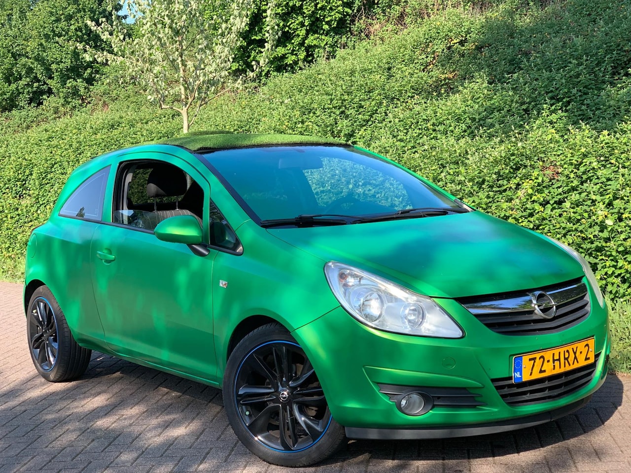 Opel Corsa - 1.2-16V Edition AUTOMAAT AIRCO STERRENHEMEL SFEER ! - AutoWereld.nl