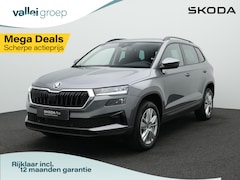 Skoda Karoq - 1.5 TSI ACT 150 pk DSG Business Edition | LED | Stoelverwarming | Achteruitrijcamera | Key