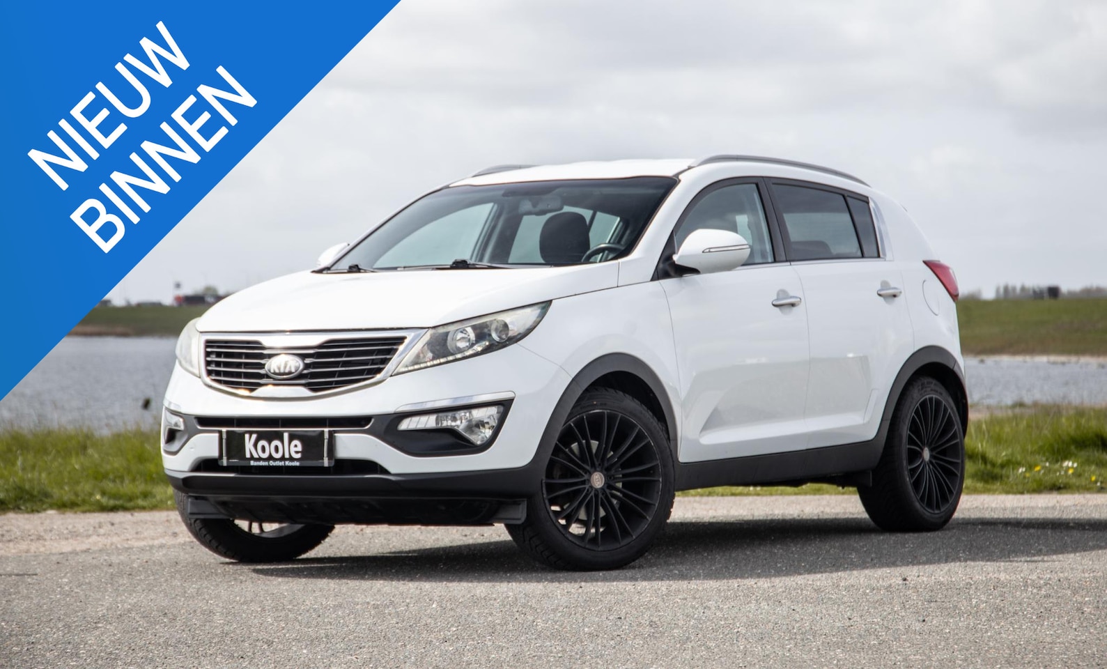 Kia Sportage - 1.6 GDI 20th Anniversary AIRCO / CRUISE CONTROLE / NAVI / CAMERA / 1e EIGENAAR - AutoWereld.nl