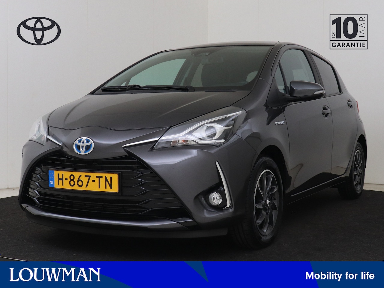 Toyota Yaris - 1.5 Hybrid Dynamic | Dealeronderhouden | NL auto | Unieke KM-stand | - AutoWereld.nl
