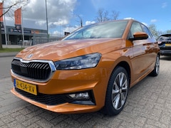 Skoda Fabia - 1.0 TSI Business Edition | Nieuwstaat | AllSeason | Stuur/Stoelverwarming | Navigatie | Pa