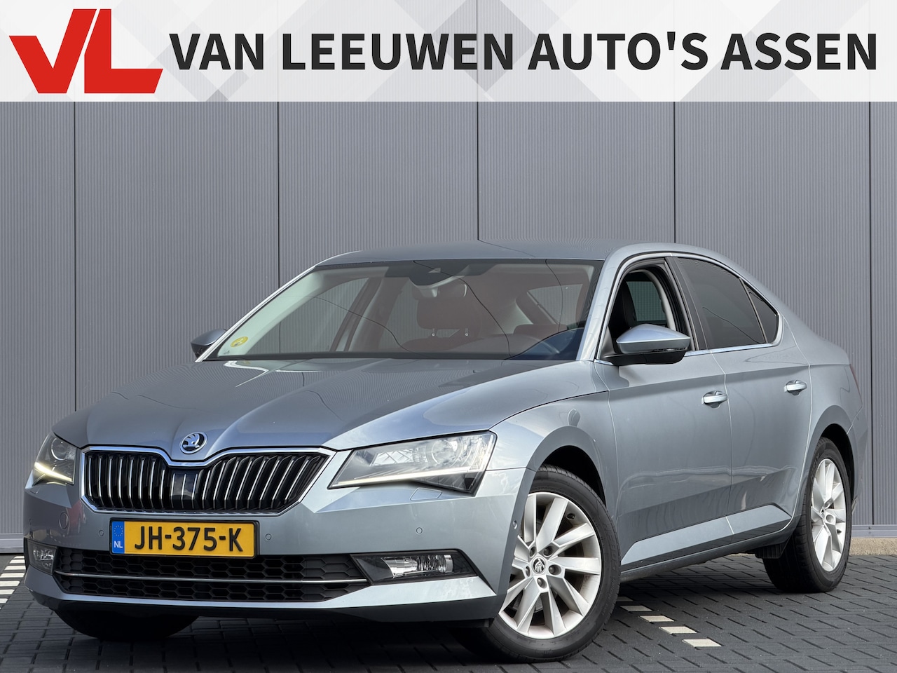 Skoda Superb - 1.6 TDI Style Business | DSG | Canton | Navi | Memory | Keyless - AutoWereld.nl