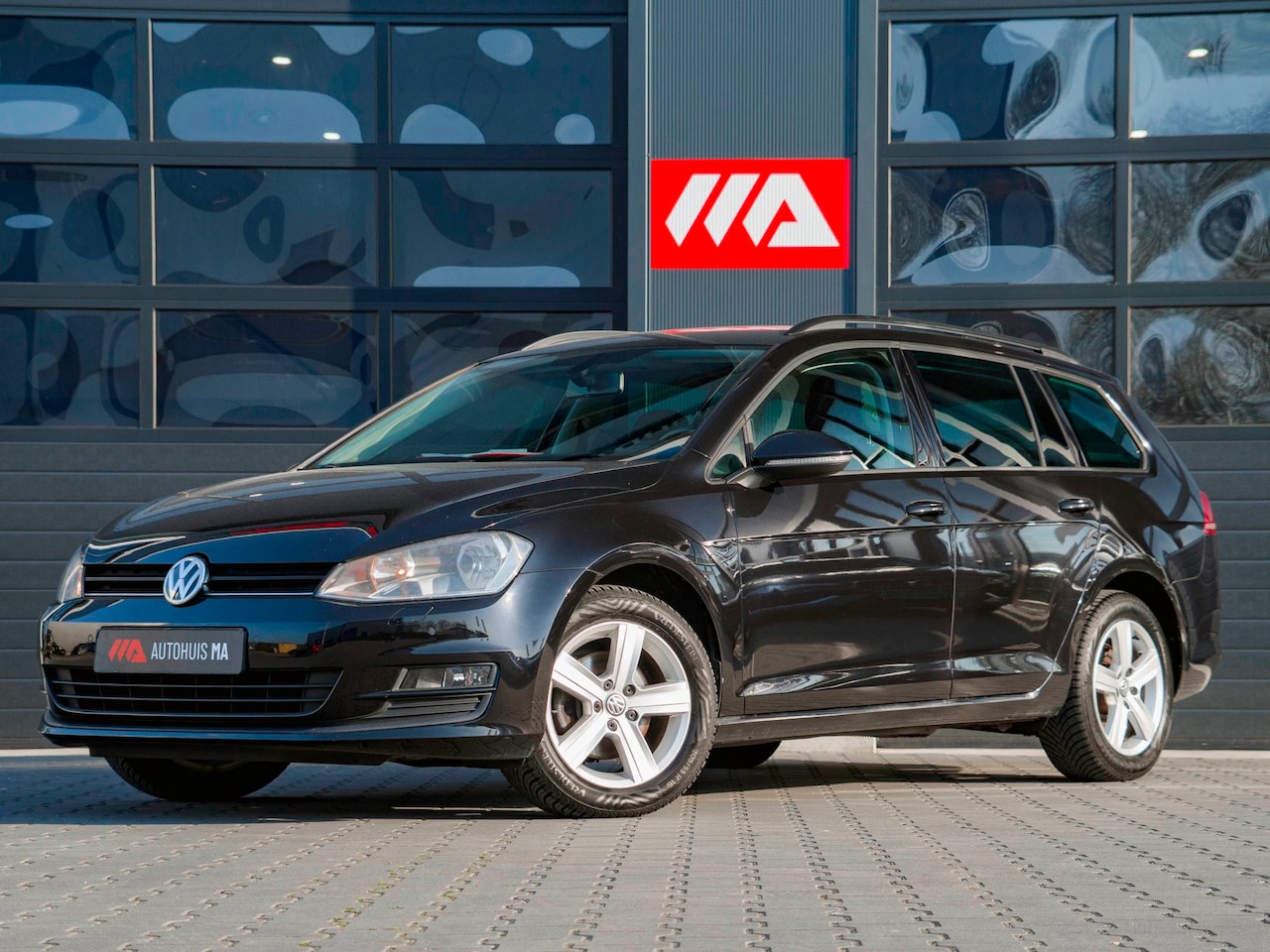 Volkswagen Golf Variant - 1.2 TSI Comfortline Trekhaak|LMV|PDC|Stoelverwarming|Navi|Clima - AutoWereld.nl