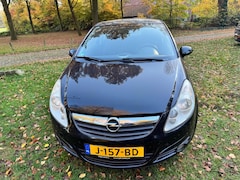 Opel Corsa - 1.0-12V Edition