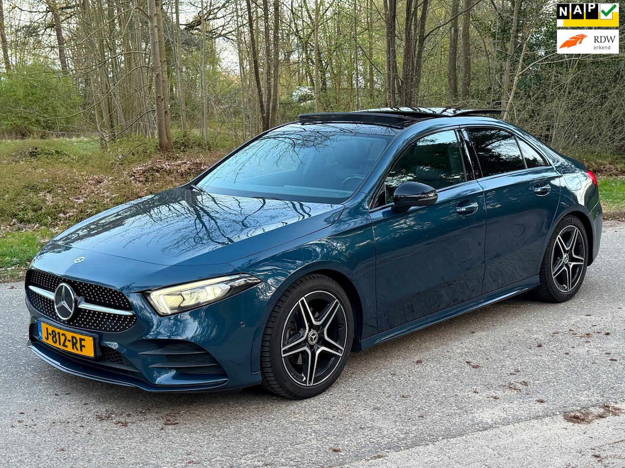 Mercedes-Benz A-klasse - 180 Business Solution AMG Pano Sfeer 2020 Sedan - AutoWereld.nl