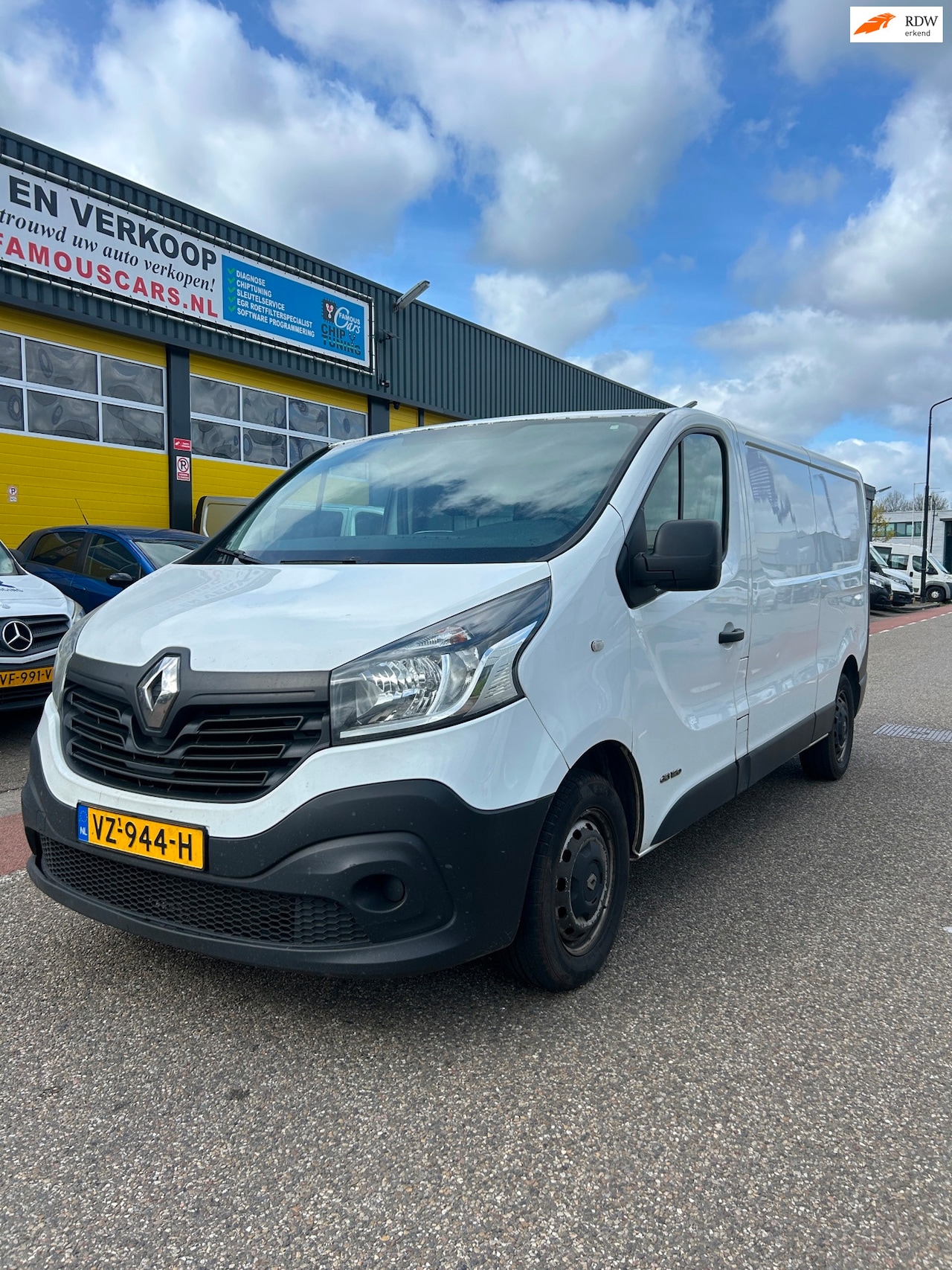 Renault Trafic - 1.6 dCi T29 L2H1 Luxe 1.6 dCi T29 L2H1 Luxe - AutoWereld.nl