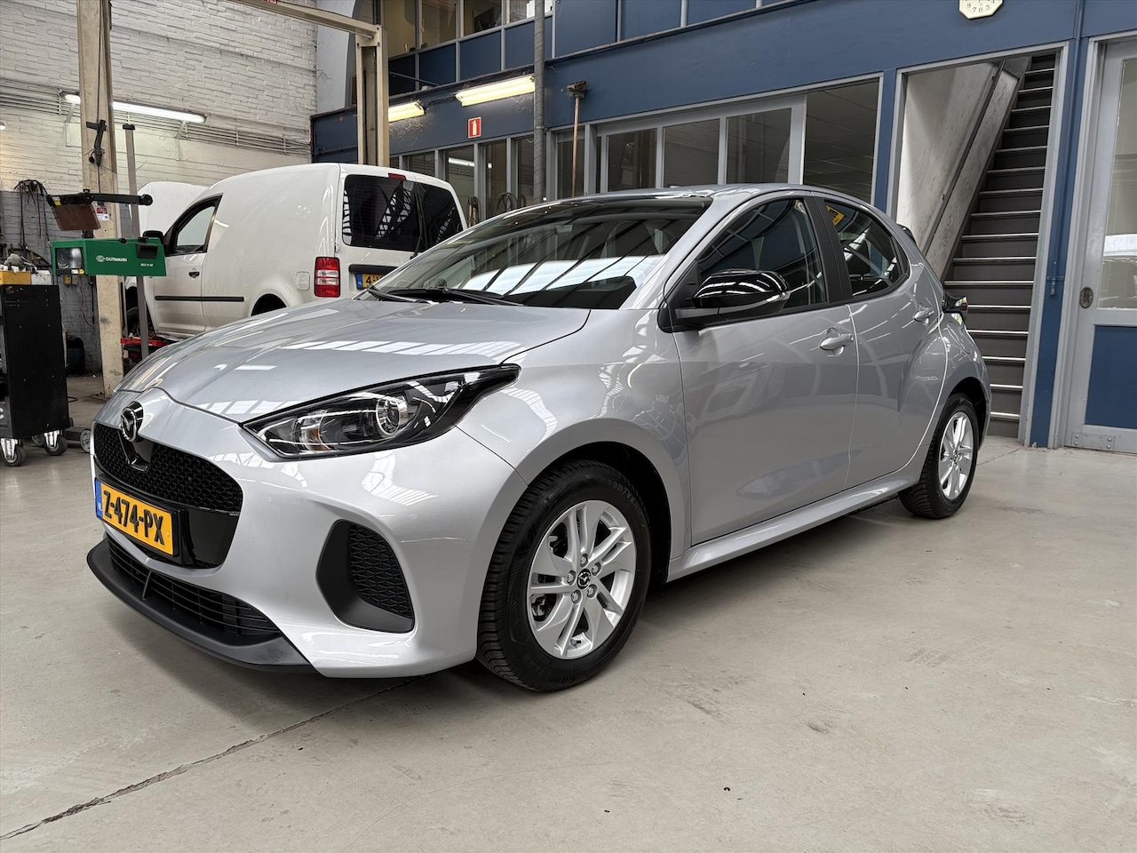 Mazda 2 Hybrid - 1.5 116pk 6AT Center-line - AutoWereld.nl