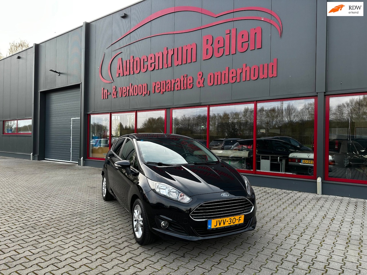 Ford Fiesta - 1.0 EcoBoost Titanium / Dealer Onderhouden / 5-DR. / Airco / LMV / Stoelverw. / - AutoWereld.nl