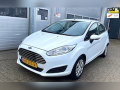 Ford Fiesta - 1.5 TDCi Style Lease Euro 6 2015-Navi-Airco-APK