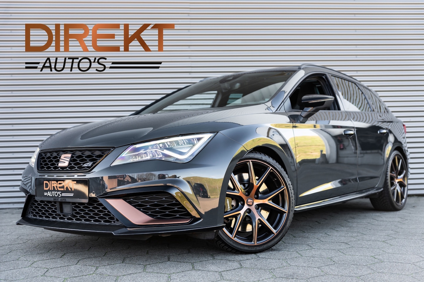 SEAT Leon ST - 2.0 TSI CUPRA R 4DRIVE BLACKNESS GREY CARBON - AutoWereld.nl