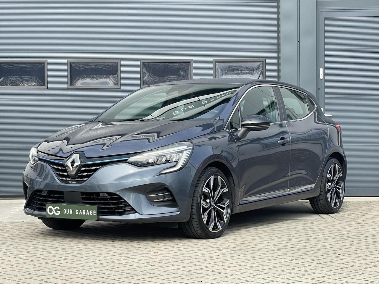 Renault Clio - 1.6 E-Tech Hybrid 140 Intens|Camera|CarPlay - AutoWereld.nl